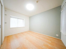 【神奈川県/横浜市港北区篠原町】朝日パリオ新横浜 洋室：北側 約6.7帖