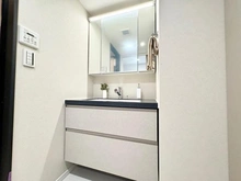 【神奈川県/横浜市港北区大豆戸町】ハイセレサ菊名アクティール 洗面所