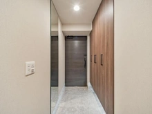 【神奈川県/横浜市鶴見区上の宮】ヴェレーナグラン菊名の杜 廊下