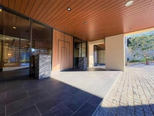 【神奈川県/横浜市鶴見区上の宮】ヴェレーナグラン菊名の杜 エントランス