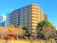 【神奈川県/横浜市港北区新横浜】サンマンションアトレ新横浜駅前公園 外観