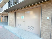 【神奈川県/横浜市港北区新横浜】サンマンションアトレ新横浜駅前公園 共用部：ゴミ置き場