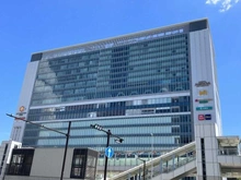 【神奈川県/横浜市港北区新横浜】サンマンションアトレ新横浜駅前公園 キュービックプラザ新横浜（現地より約500m）