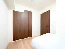 【神奈川県/横浜市港北区大倉山】プラウド大倉山ディアージュ 洋室：夜間撮影