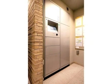 【神奈川県/横浜市港北区大倉山】プラウド大倉山ディアージュ 宅配BOX：夜間撮影