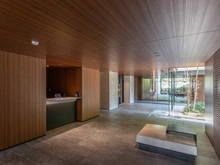 【神奈川県/横浜市港南区上大岡東】ザ・マスターズガーデン横濱上大岡 共用部