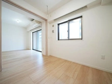 【神奈川県/横浜市港北区新横浜】ミオカステーロ新横浜IV 洋室：4帖