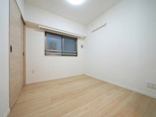 【神奈川県/横浜市港北区新横浜】ミオカステーロ新横浜IV 洋室：4帖