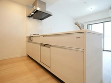 【神奈川県/横浜市港北区新横浜】ミオカステーロ新横浜IV キッチン