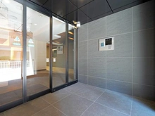 【神奈川県/横浜市港北区新横浜】ミオカステーロ新横浜IV エントランス