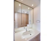 【神奈川県/三浦郡葉山町堀内】ファミール葉山シーガレリア 洗面室