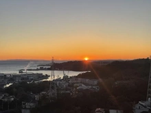 【神奈川県/横須賀市追浜東町】ザ・パークハウス追浜 オーシャンフォート 眺望：ルーフバルコニーより（初日の出）
ズームなし