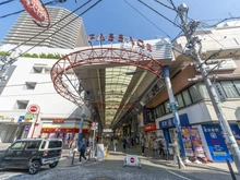 【神奈川県/横浜市港南区最戸】パークホームズ上大岡ディアエアー パサージュ上大岡（現地より約610m）