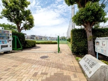 【神奈川県/横須賀市衣笠栄町】BELISTA衣笠駅前 弐番館 衣笠公園（現地より約120m）