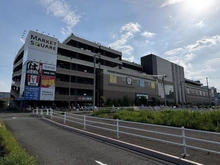 【神奈川県/川崎市川崎区港町】リヴァリエ C棟 マーケットスクエア川崎イースト（現地より約380m）