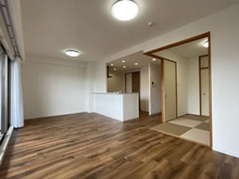 【神奈川県/横浜市金沢区富岡東】テラス横浜富岡 リビング