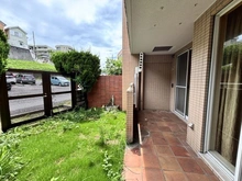 【神奈川県/横浜市金沢区富岡東】ランドコム横浜富岡 専用庭
