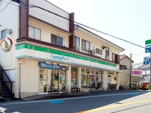 【神奈川県/横須賀市秋谷】ファミール南葉山西海岸通り ファミリーマート 油屋秋谷店（現地より約180m）