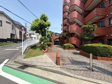 【神奈川県/横浜市磯子区岡村】ライオンズマンション上大岡第6 アプローチ