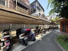 【神奈川県/横浜市磯子区岡村】ライオンズマンション上大岡第6 駐輪場