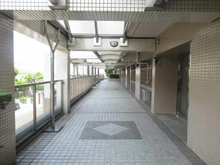 【神奈川県/横浜市金沢区能見台】シティ能見台いこいの街 D棟 アプローチ