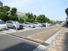 【神奈川県/横浜市金沢区能見台】シティ能見台いこいの街 D棟 駐車場