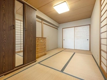 【神奈川県/三浦市南下浦町上宮田】サンコートマホロバ 壱番館 和室：約6.0帖