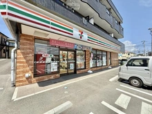 【神奈川県/三浦市南下浦町上宮田】サンコートマホロバ 壱番館 セブンイレブン三浦上宮田店（現地より約190m）：