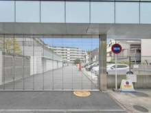 【神奈川県/横浜市港北区大倉山】プラウド大倉山 駐車場