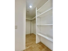 【神奈川県/横須賀市池田町】ルネ北久里浜ソラヒルズ シエルコート 収納：ウォークインクローゼット