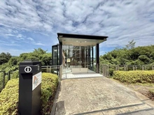 【神奈川県/横須賀市池田町】ルネ北久里浜ソラヒルズ シエルコート 共用施設：アプローチ用エレベーター