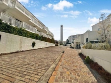 【神奈川県/逗子市小坪】コスモミロス逗子 L棟 前面道路