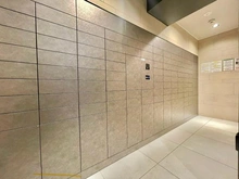 【神奈川県/横浜市金沢区富岡東】プレシス横浜ベイサイド メールボックス、宅配ボックス