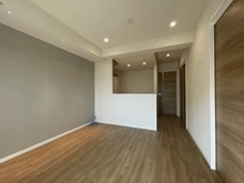 【神奈川県/横浜市磯子区磯子】磯子パインプロムナード リビング