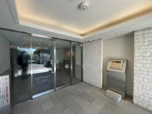 【神奈川県/横浜市港南区港南】プレミスト上大岡 エントランス