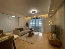 【神奈川県/横浜市港南区港南】プレミスト上大岡 リビング：大規模修繕中