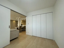 【神奈川県/横浜市港南区港南】プレミスト上大岡 洋室