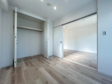 【神奈川県/横浜市金沢区柴町】マイキャッスル・ラルジュ金沢文庫 洋室