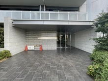 【神奈川県/横浜市鶴見区元宮】リストレジデンス鶴見カレンコート エントランス