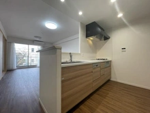 【神奈川県/横浜市鶴見区元宮】リストレジデンス鶴見カレンコート キッチン