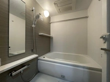 【神奈川県/横浜市鶴見区元宮】リストレジデンス鶴見カレンコート 浴室