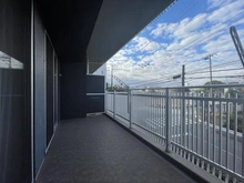 【神奈川県/横浜市鶴見区元宮】リストレジデンス鶴見カレンコート バルコニー