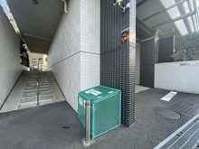 【神奈川県/横浜市鶴見区元宮】リストレジデンス鶴見カレンコート ゴミ置き場