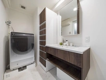 【神奈川県/横須賀市船越町】プリンスハイツガーデン湘南船越 マグノリア館 洗面室：家具調度品は価格に含まれません