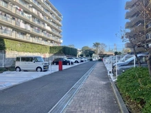 【神奈川県/横須賀市船越町】プリンスハイツガーデン湘南船越 マグノリア館 駐車場