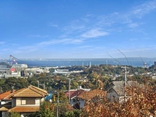 【神奈川県/横須賀市湘南鷹取】西武郊外マンション湘南鷹取台 S棟 眺望：ズームなし