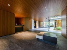 【神奈川県/横浜市港南区上大岡東】ザ・マスターズガーデン横濱上大岡 エントランス