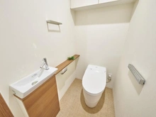 【神奈川県/横浜市港南区上大岡東】ザ・マスターズガーデン横濱上大岡 トイレ