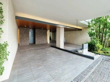 【神奈川県/横浜市港南区上大岡東】ザ・マスターズガーデン横濱上大岡 エントランス