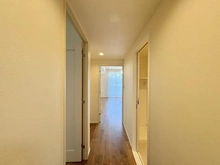 【神奈川県/横浜市金沢区柴町】ランドシティ海の公園オーシャンビュー 廊下